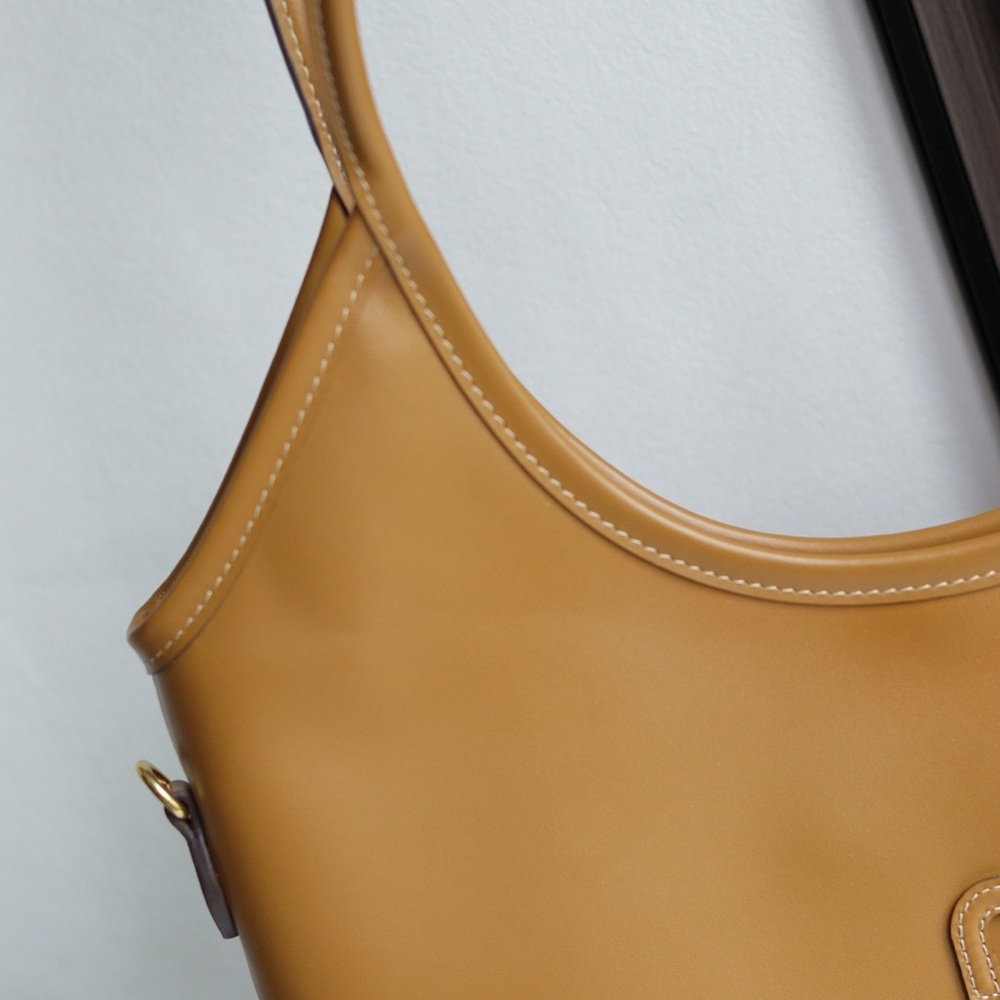 🥨Miu Miu Ivy Suede And Crochet Shoulder Bag - Picture 11 of 12